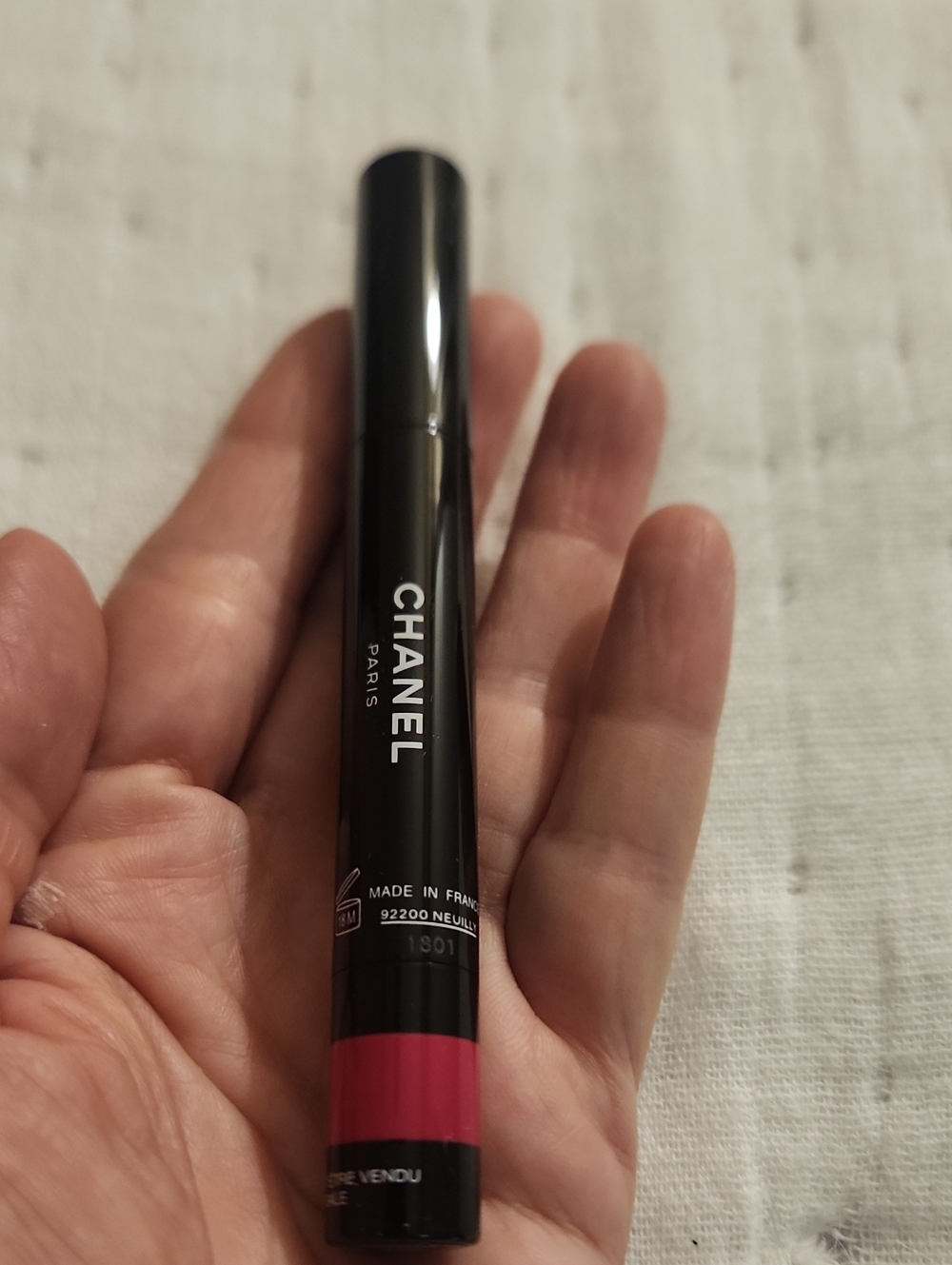 CHANEL Lipstick Crayon - Deep Rose Pink 208- ROMAN